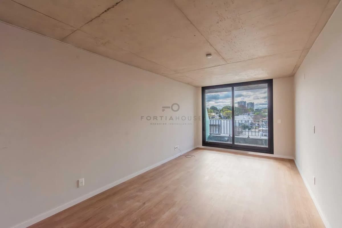 Alquiler Apartamento 1 Dormitorio Con Garage En Buceo